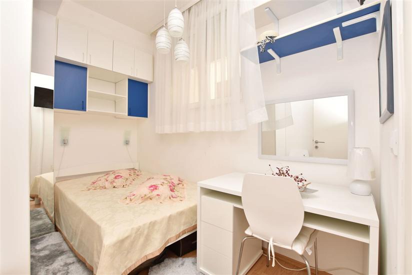 Apartment A1, for 6 persons