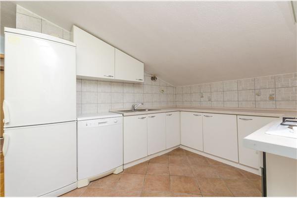 Apartment A7, for 6 persons