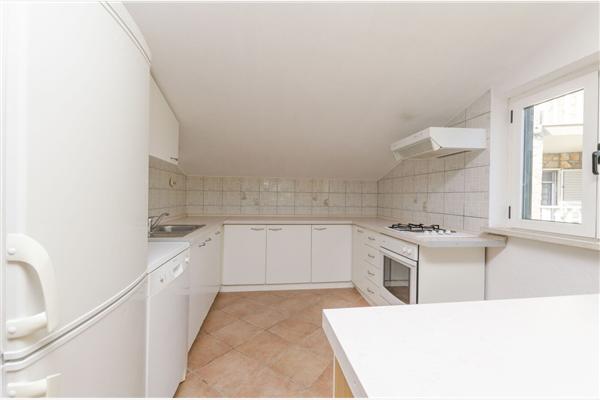 Apartment A7, for 6 persons