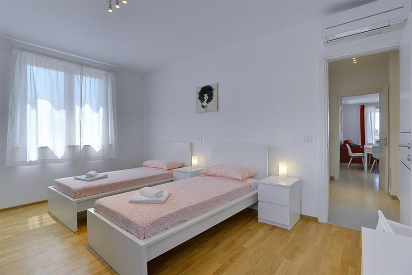 Apartment A1, for 6 persons