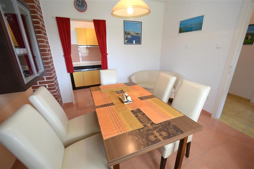Apartment A1, for 6 persons