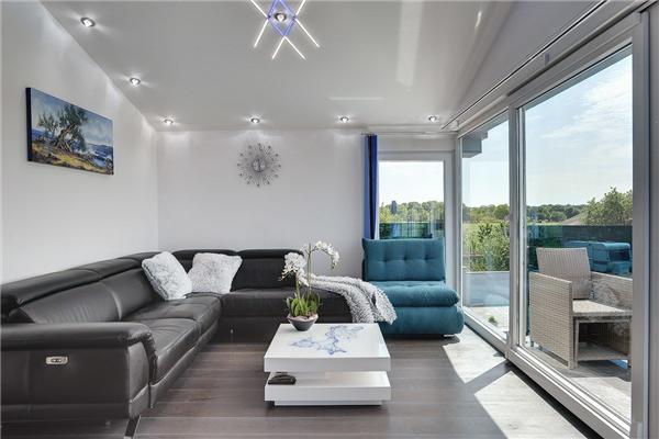 House K1, for 10 persons