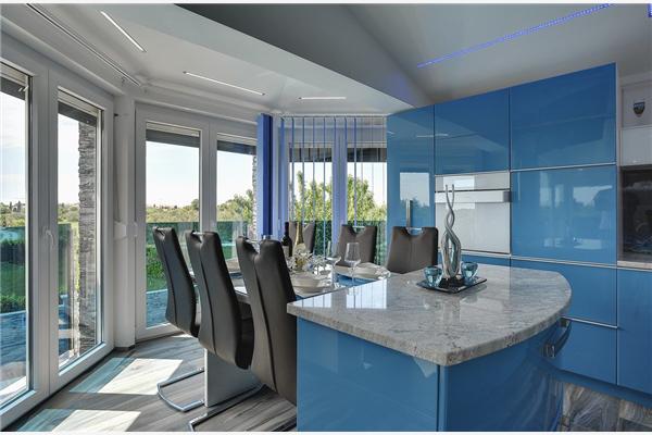 House K1, for 10 persons