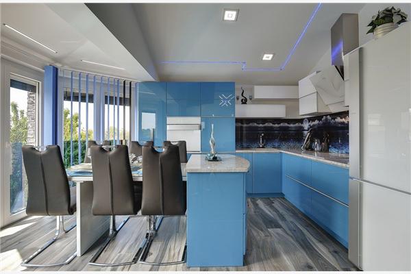 House K1, for 10 persons