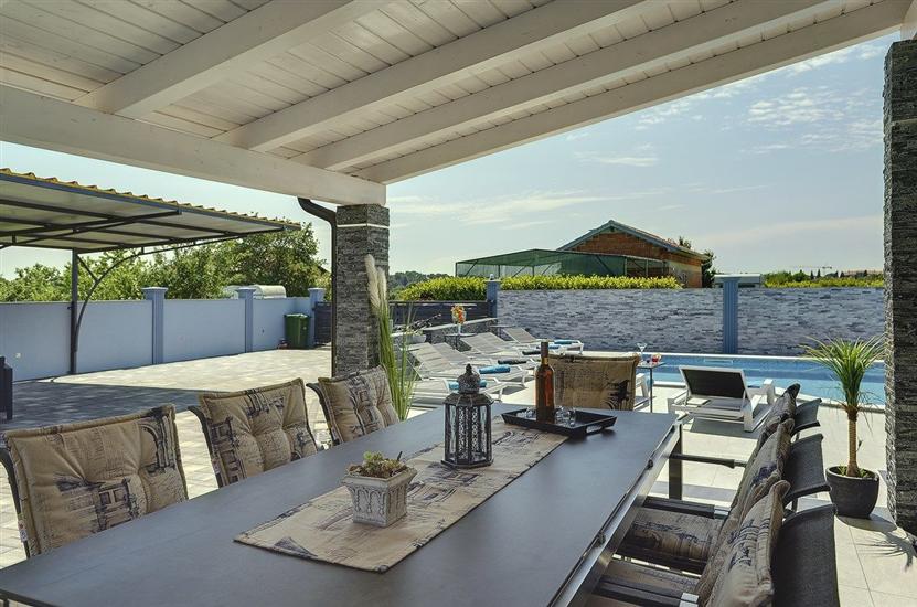 House K1, for 10 persons