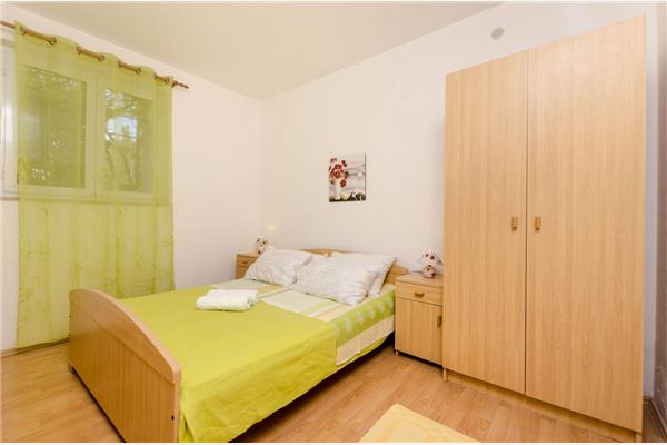 Apartment A2, for 4 persons