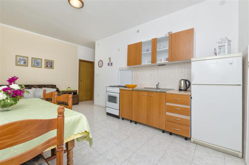 Apartment A2, for 4 persons