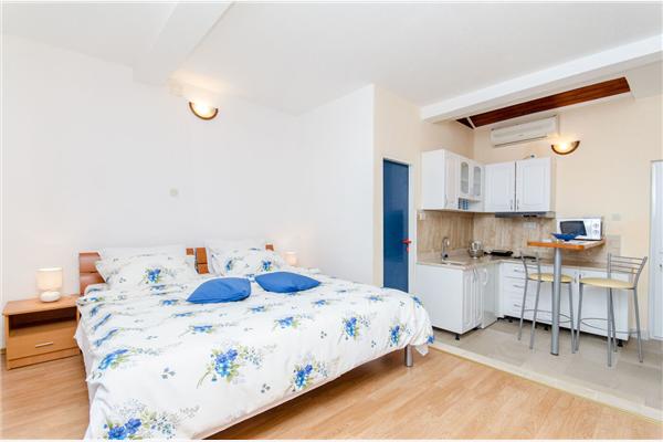 Apartment A1, for 2 persons