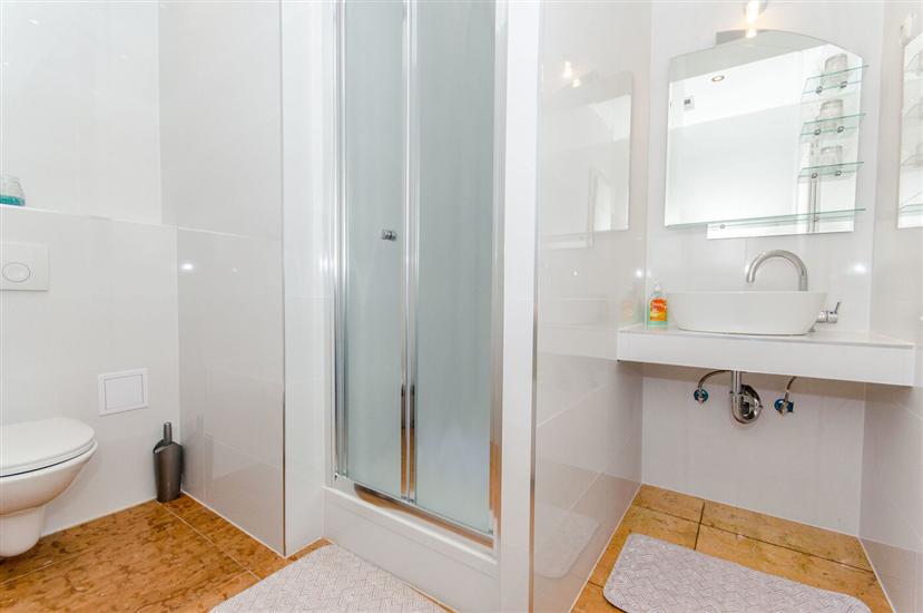 Dům K1, pro 8 osoby