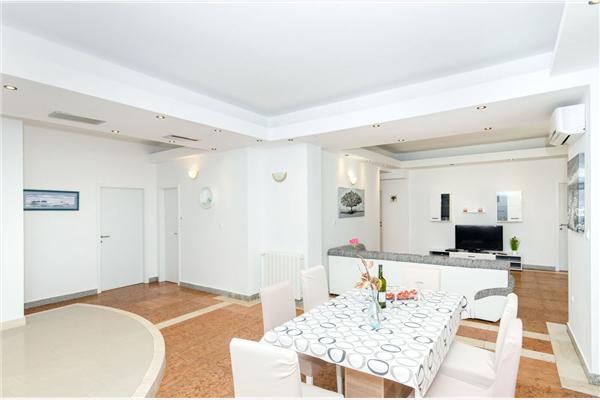 Dům K1, pro 8 osoby