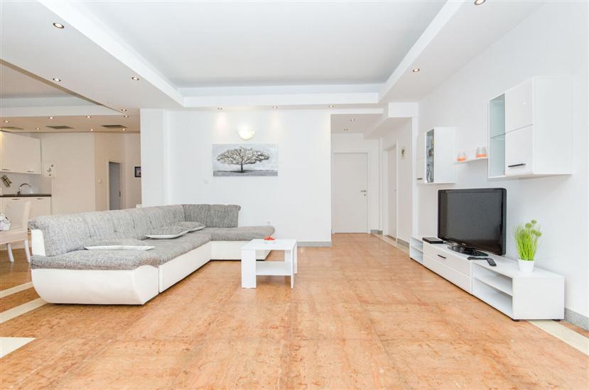 Dům K1, pro 8 osoby