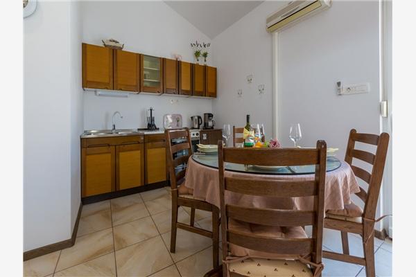 Apartment A1, for 4 persons