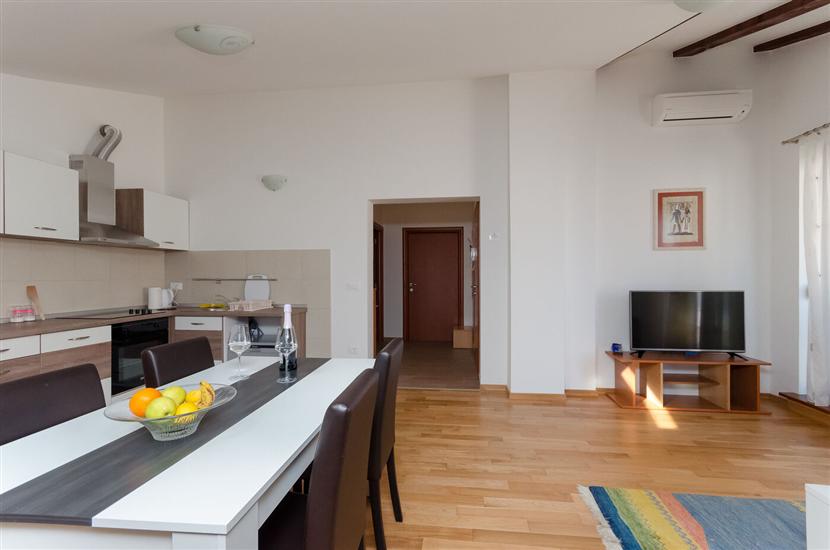 Apartment A2, for 4 persons