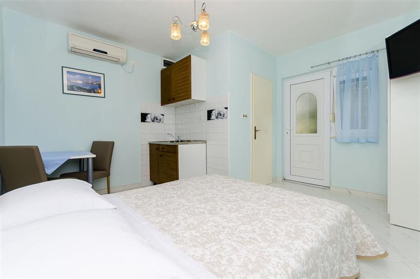 Apartment A1, for 2 persons