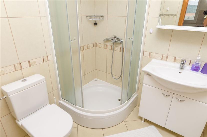 Apartment A5, for 4 persons