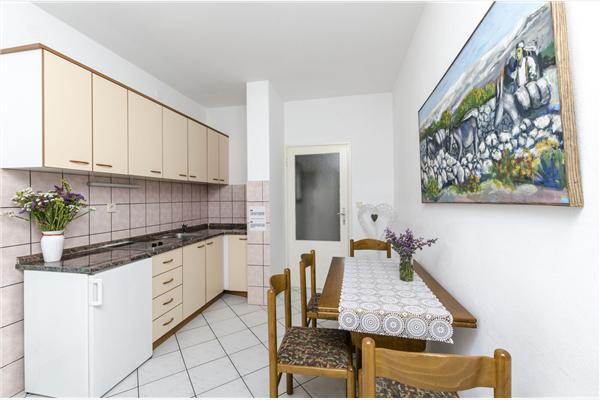 Apartment A2, for 4 persons