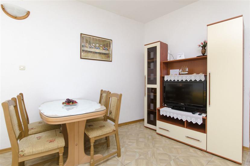 Apartment A1, for 2 persons