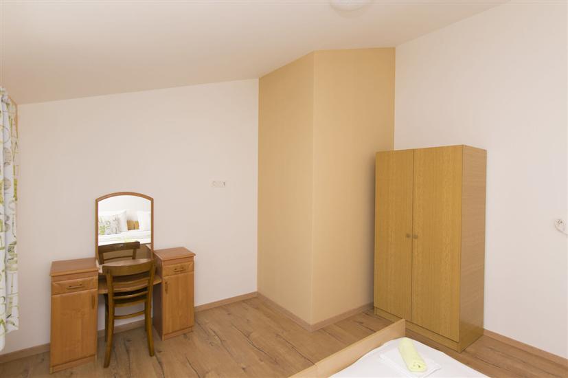 Apartment A4, for 4 persons