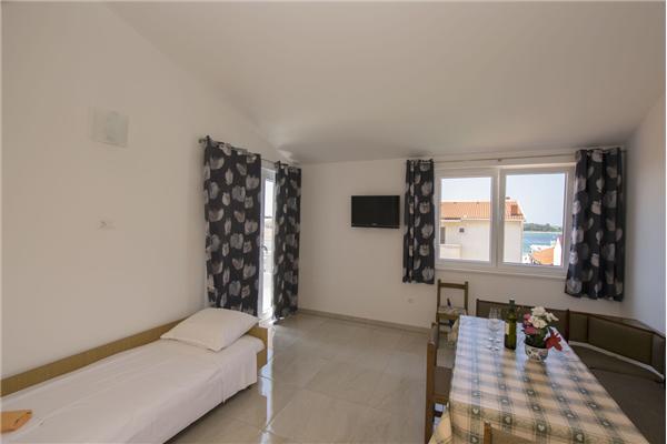 Apartment A4, for 4 persons