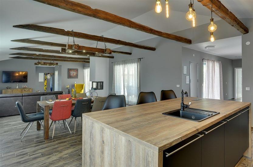 House K1, for 10 persons