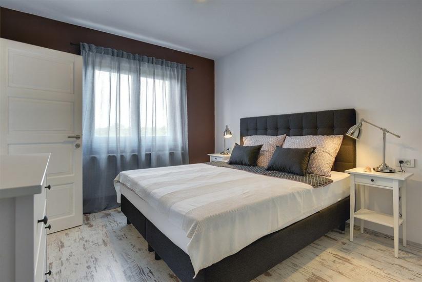 House K1, for 10 persons