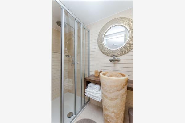 House K1, for 8 persons