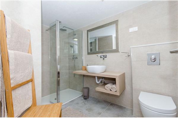 House K1, for 8 persons