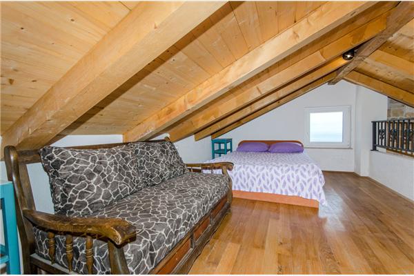 House K1, for 8 persons