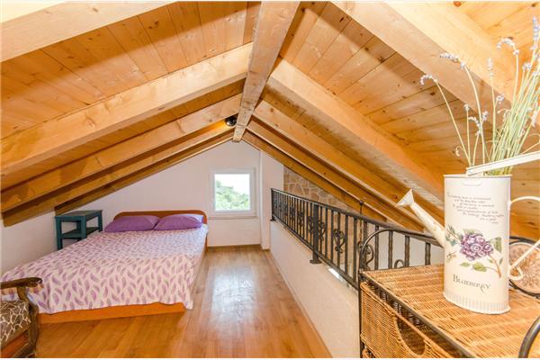 House K1, for 8 persons