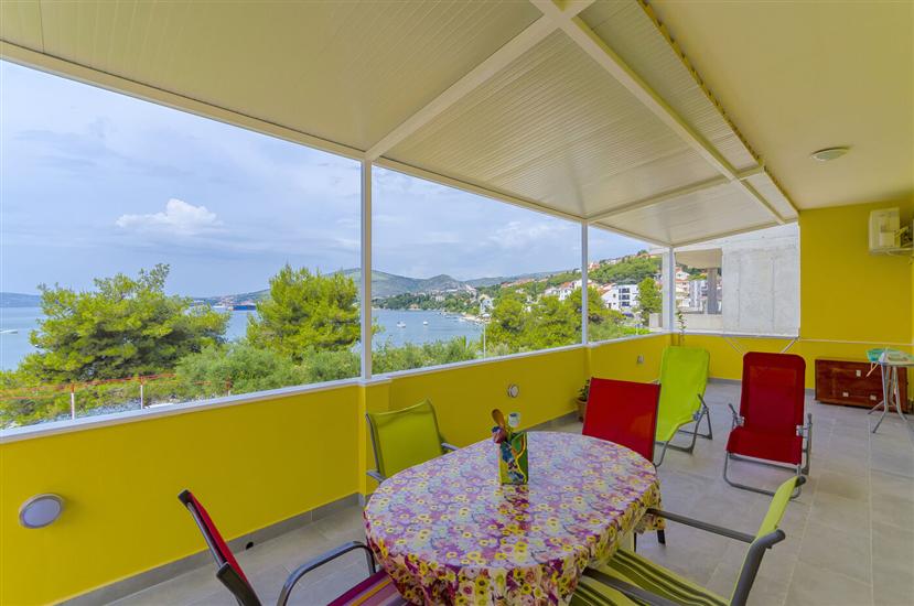 Apartment A1, for 6 persons