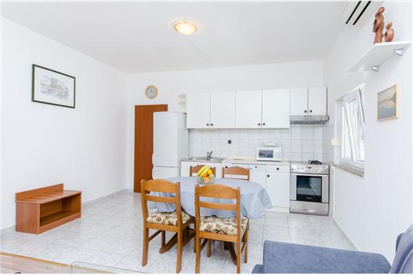 Apartment A15, for 3 persons