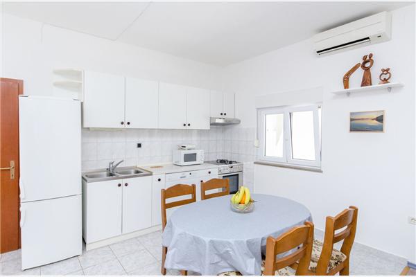 Apartment A15, for 3 persons