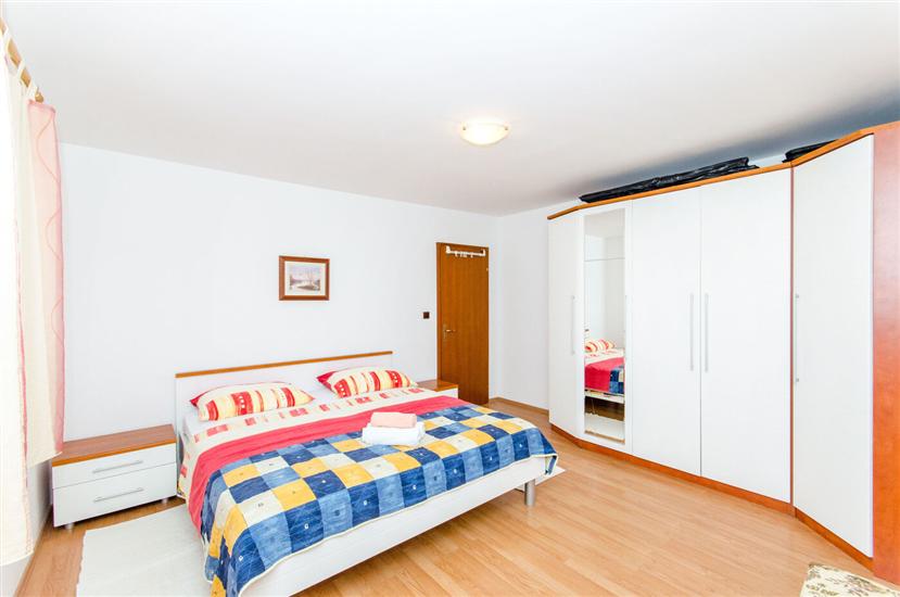 Apartment A15, for 3 persons