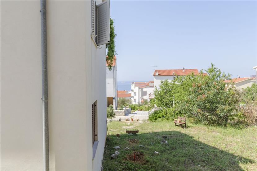Apartment A2, for 3 persons
