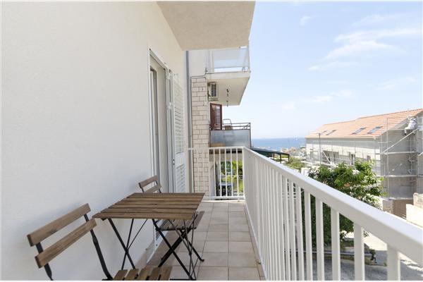 Apartment A1, for 5 persons