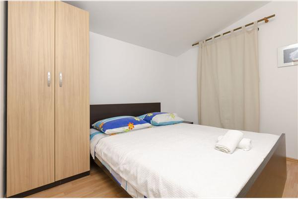 Apartment A3, for 5 persons