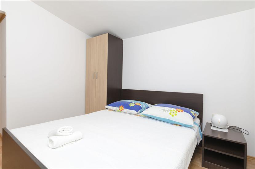 Apartment A3, for 5 persons