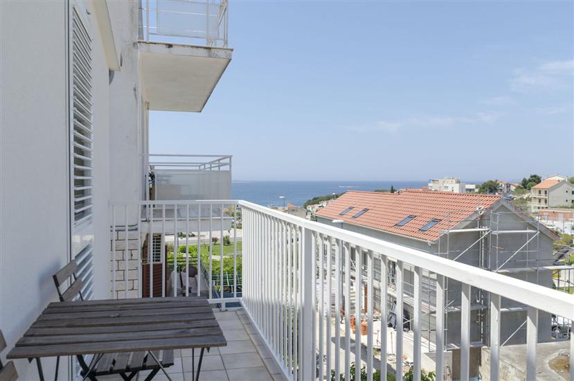 Apartment A3, for 5 persons