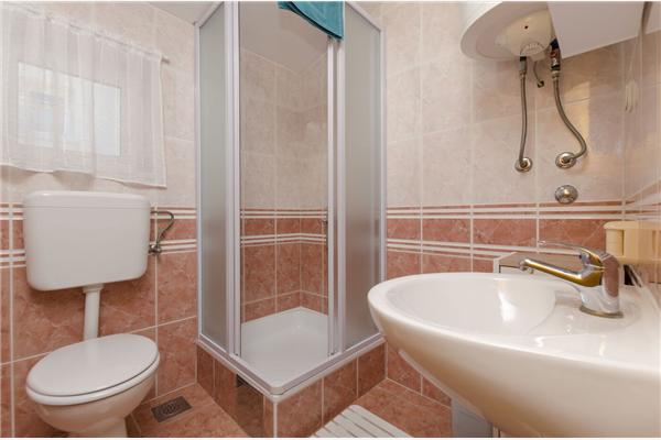 Apartment A3, for 5 persons