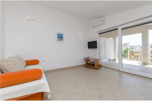 Apartment A3, for 5 persons