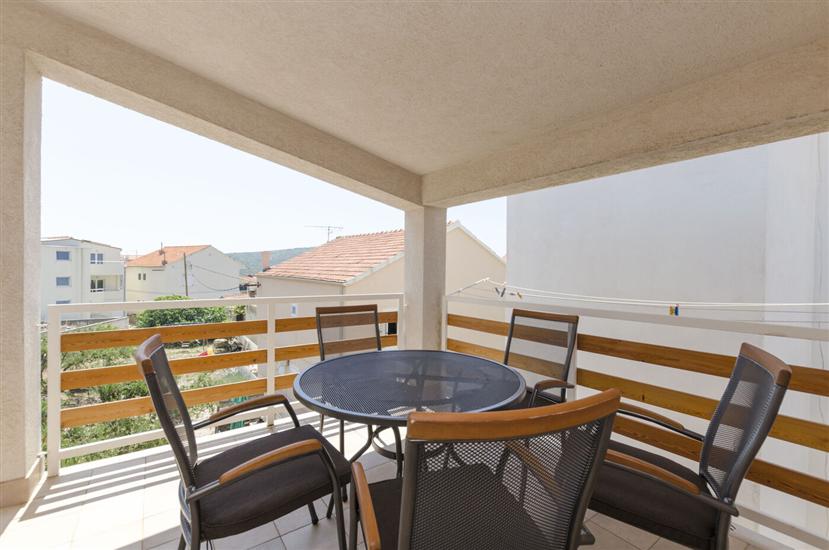 Apartment A3, for 5 persons