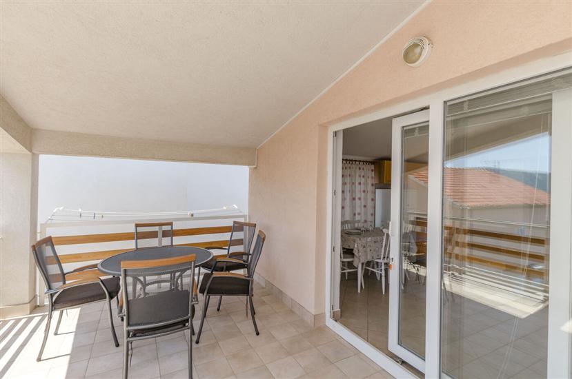 Apartment A3, for 5 persons