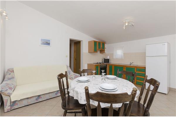 Apartment A4, for 5 persons