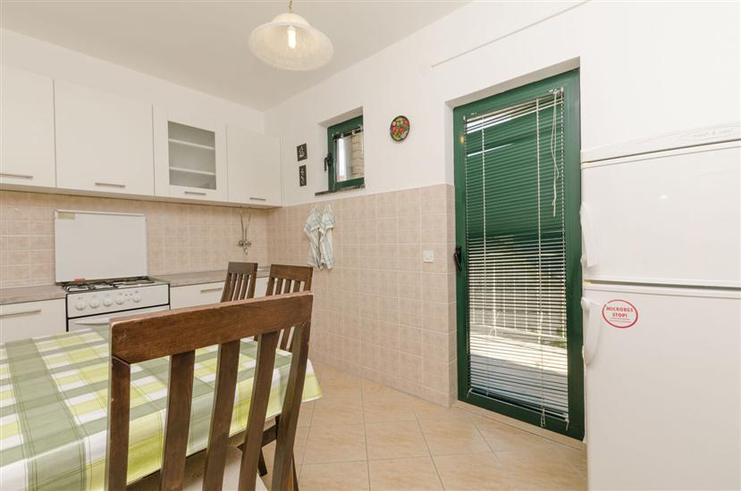 Ferienwohnung A2, für 5 Personen