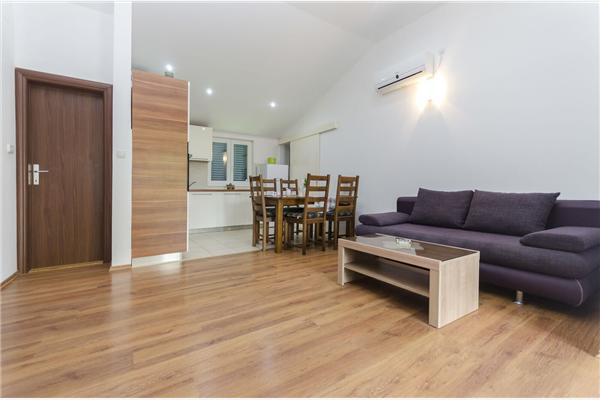 Apartment A2, for 5 persons