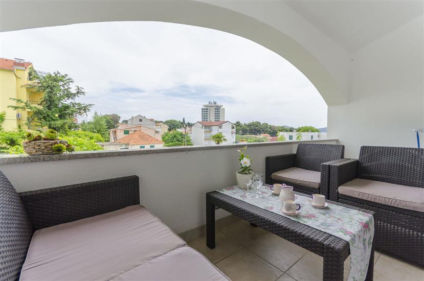 Apartment A2, for 5 persons