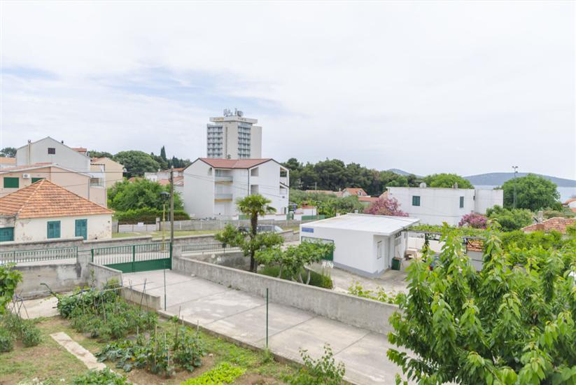 Apartment A2, for 5 persons