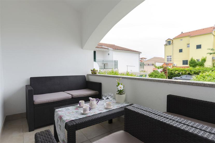 Apartment A2, for 5 persons