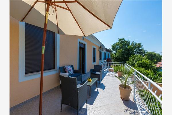 House K1, for 8 persons