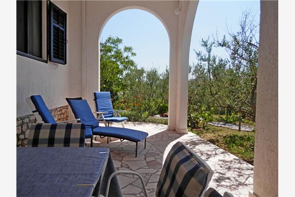 Apartment A1, for 6 persons